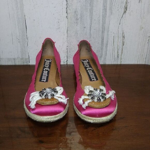Juicy Couture Size 6M Pink Satin Ballet Flats - Picture 1 of 10